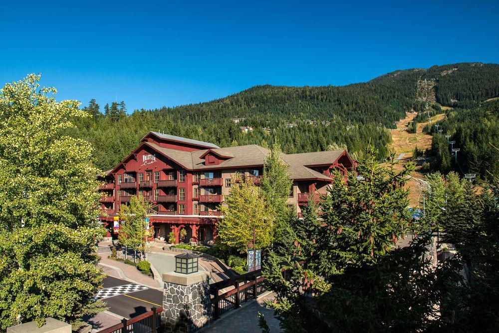 Lodging Ovations Hotel Whistler Exterior photo